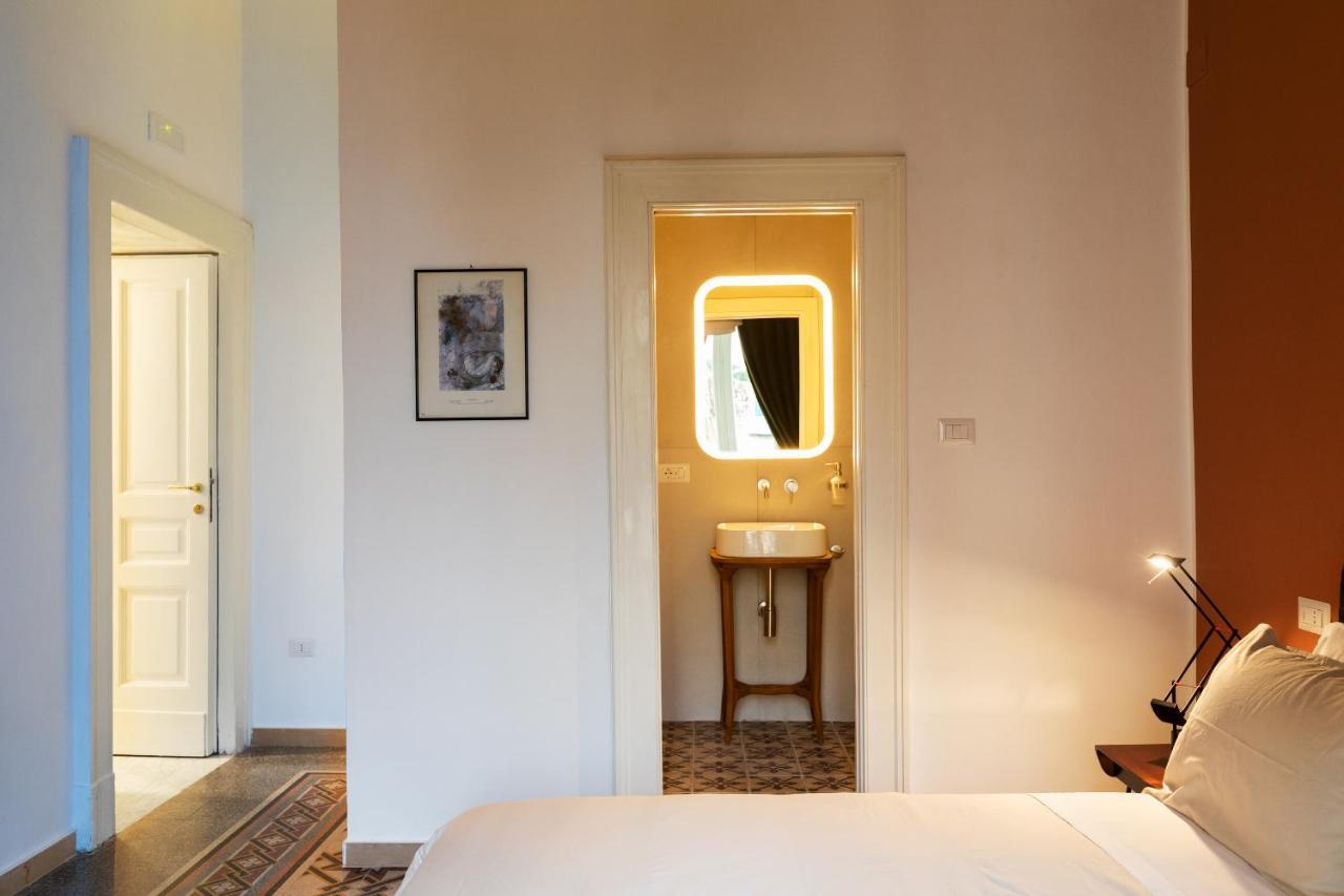 Casa Fanzago Bed & Breakfast Napoli Bagian luar foto