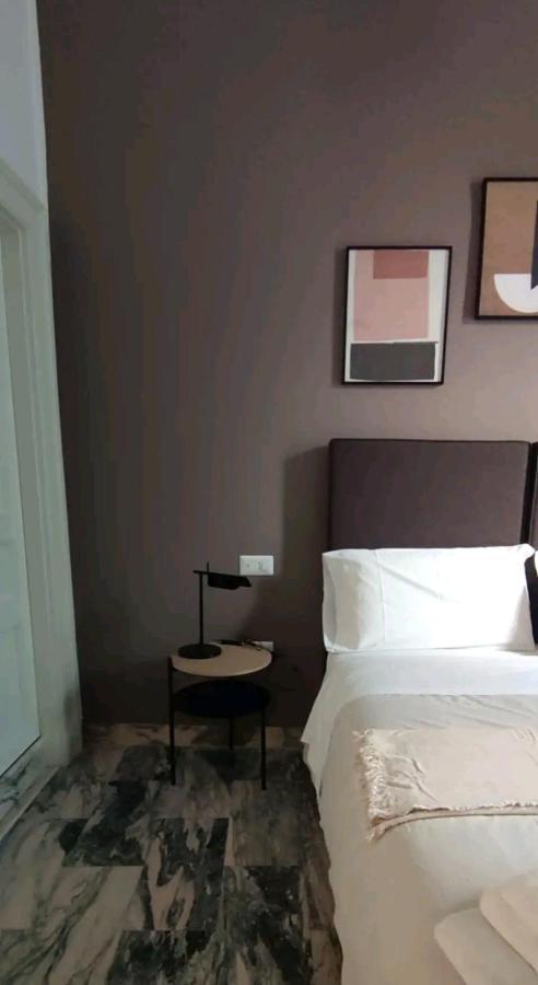 Casa Fanzago Bed & Breakfast Napoli Bagian luar foto